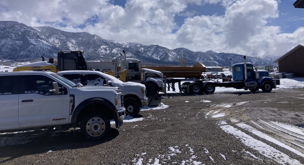 sand delivery for residential grading project in Alpine WY